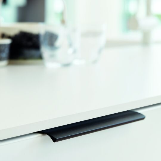 Greep Edge Straight  Mat zwart geborsteld