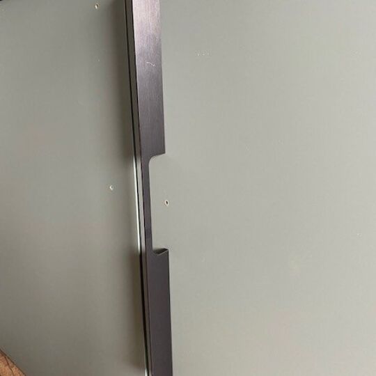 Greep recht sym Mat zwart leverbaar in 3 lengte maten